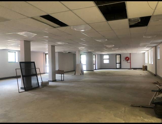324M² OFFICE TO LET IN WAVERLEY